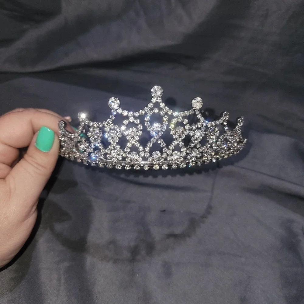 Silver Tiara Crown for Women Crystal Queen Rhinestone Princess Wedding Costume